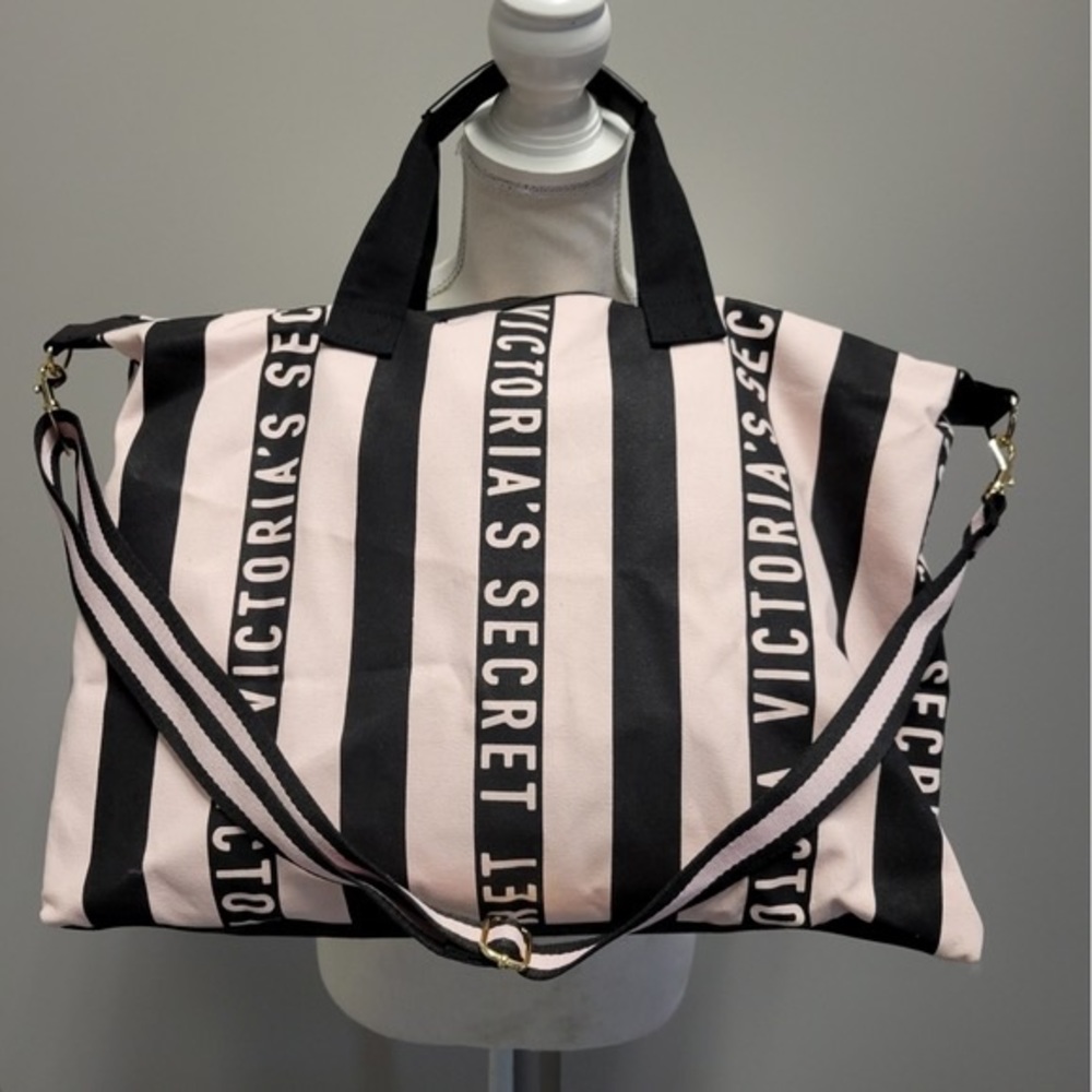 Victoria’s Secret Travel Tote New w Tags
